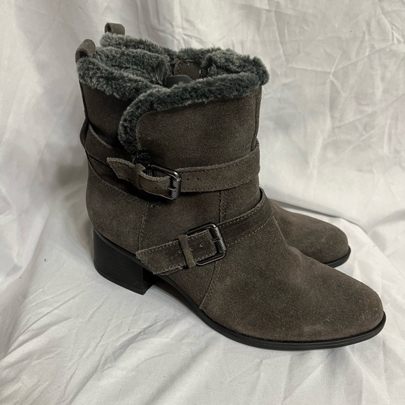 Naturalizer Deanne boots- size 9 - Picture 3 of 7